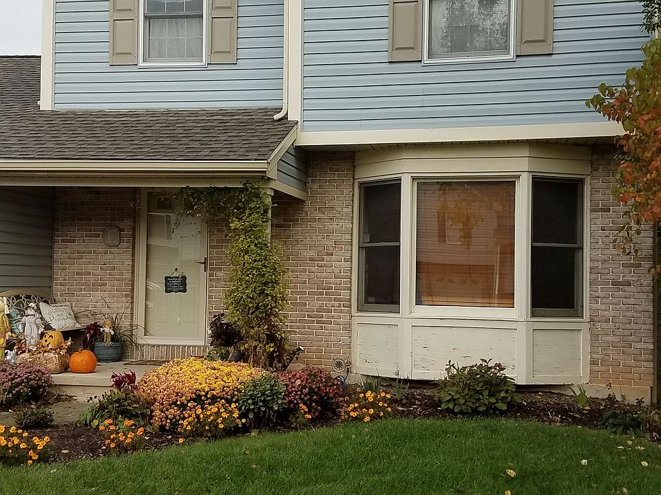 1st image of 523 Greenview Dr