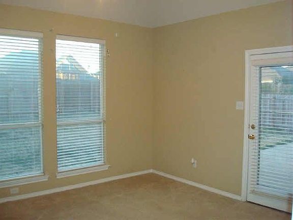 5th image of 6610 Glade Dr