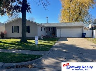 2505 Oregon Ave, Fremont, NE 68025