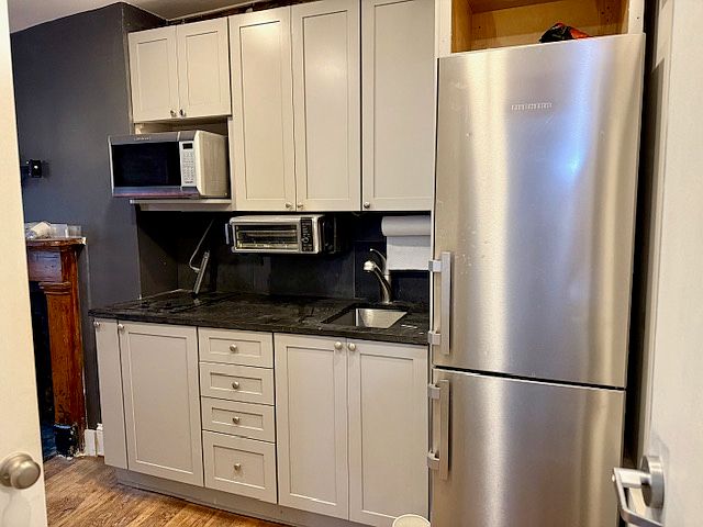 1st image of 113 W 15th St #3W