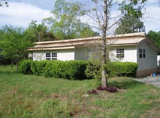 232 Grace Ave, Fitzgerald, GA 31750