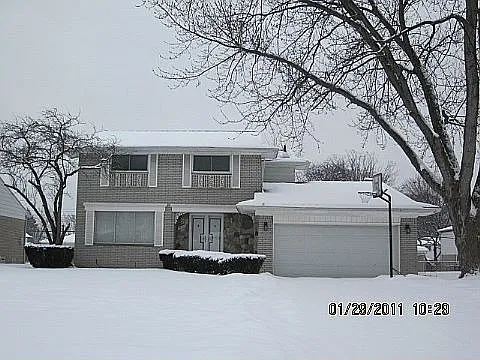 25505 Catalina St photo 1