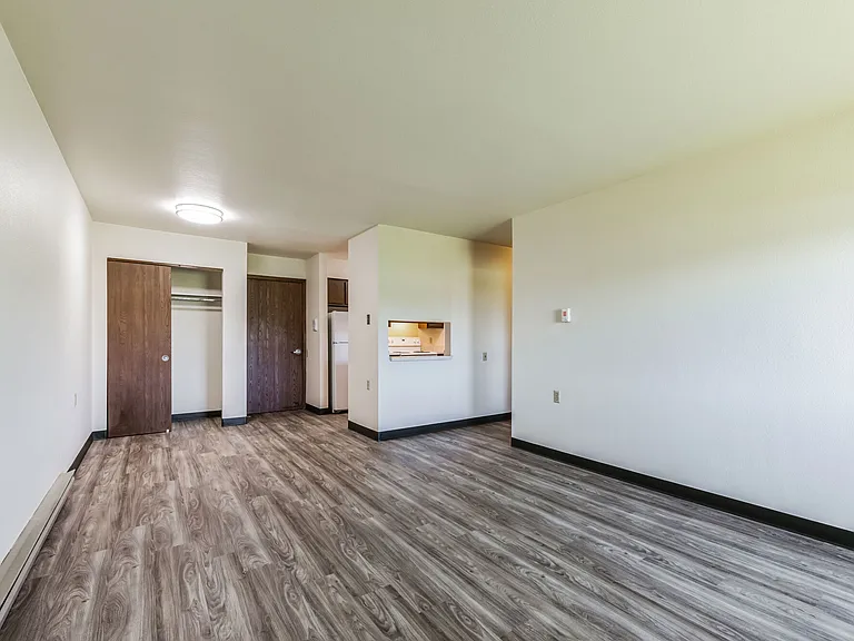 1252 N 12th Pl — Photo 55