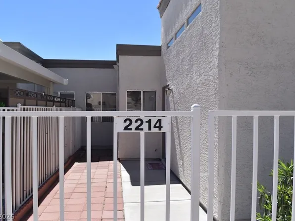 2214 Pebble Creek Ln, Laughlin, NV 89029