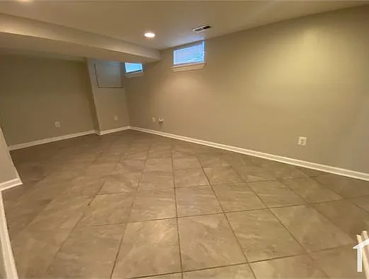 5636 Midwood Ave #1 — Photo 16