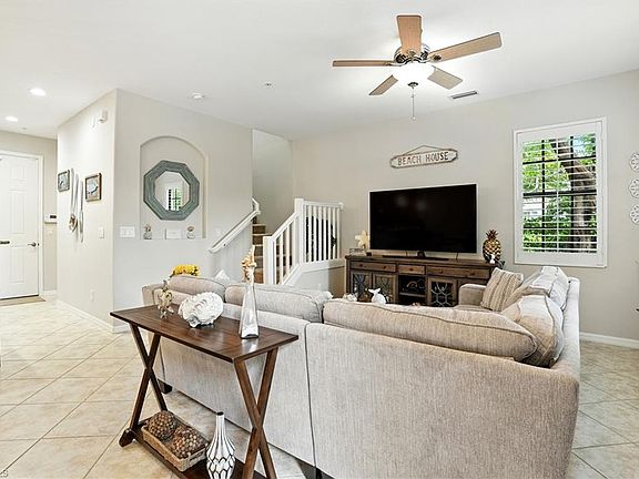 5th image of 8941 MALIBU ST #105