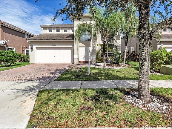 2nd image of 1621 NW 143rd Ter