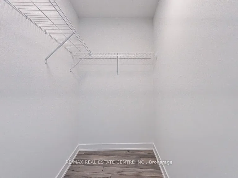 1005 Dundas St E #238 — Photo 14
