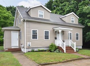 25 Bates Ave, Coventry, RI 02816