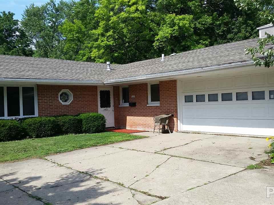 1st image of 1421 W Clarewood Ave