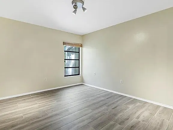 752 Tropical Cir — Photo 22
