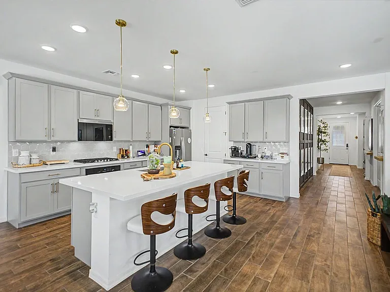 4329 W Nora Dr — Photo 10