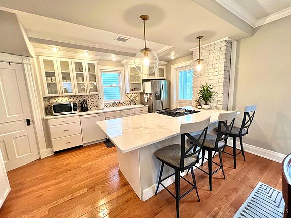 5th image of 2845 Rosella Ave