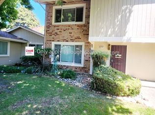 8183 La Riviera Dr, Sacramento, CA 95826