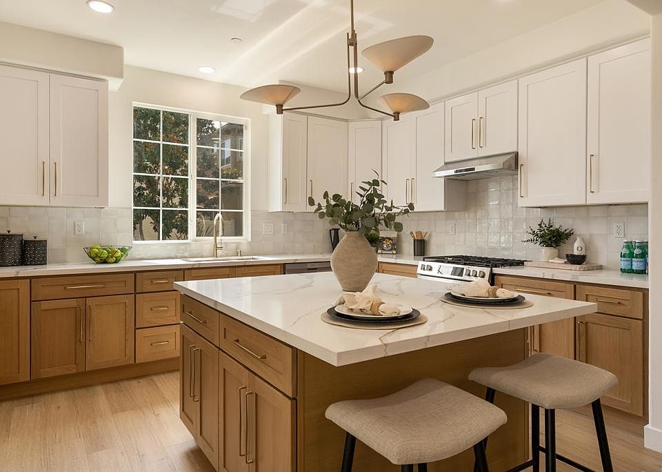 1st image of 10571 Ponderosa Cir