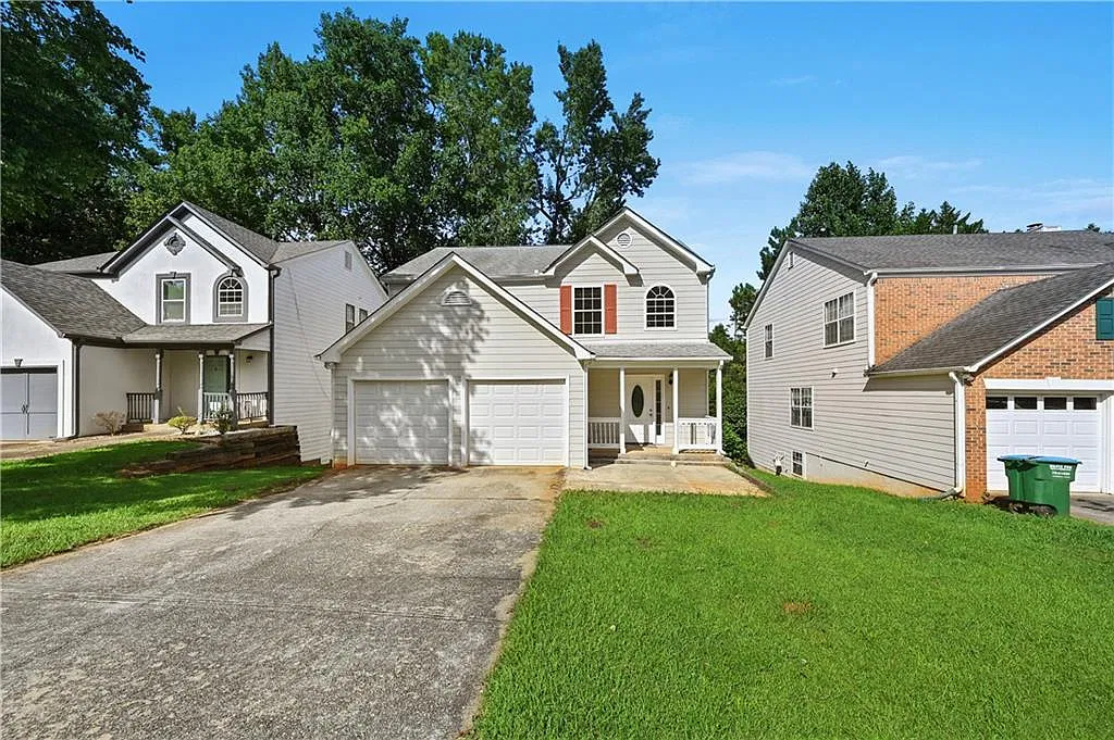 3 bed, 2200 sqft, $2,100 — Photo 1