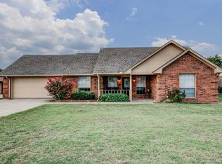 7 Gregg Rd, Krum, TX 76249
