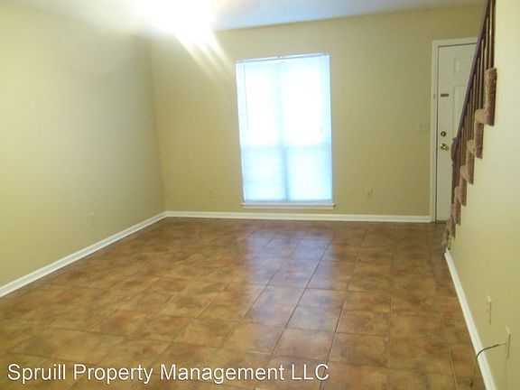 2nd image of 111 Helen Cir #A