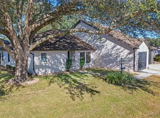 6243 W Lexington Dr, Crystal River, FL 34429