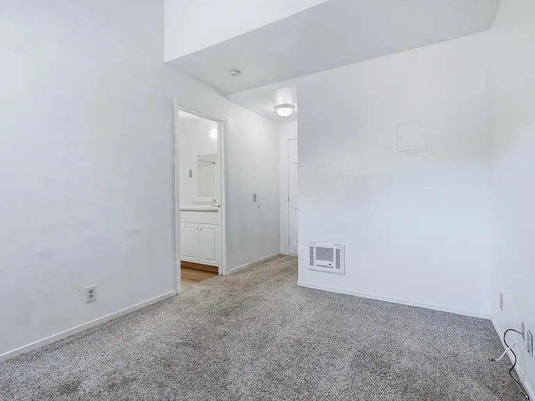 124 Stenner St #C — Photo 4