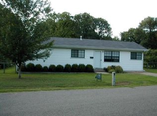 1306 N Maxwell Dr, Fayetteville, AR 72703