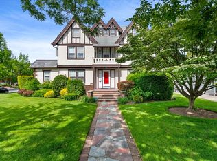 3382 159th St, Flushing, NY 11358