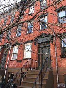 241 2nd St, Jersey City, NJ, 07302