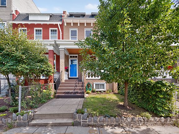 2nd image of 1308 F St NE
