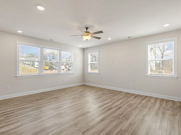 5th image of 62 Skybrook Ct