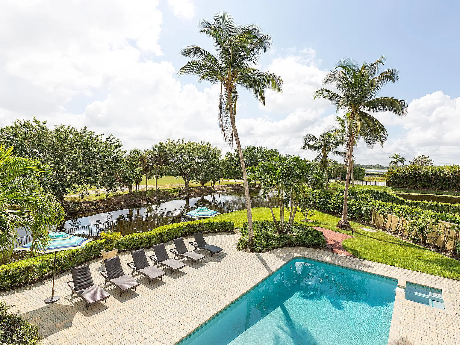 5 bed, 6.0 bath, 4936 sqft, $45,000 — Photo 4