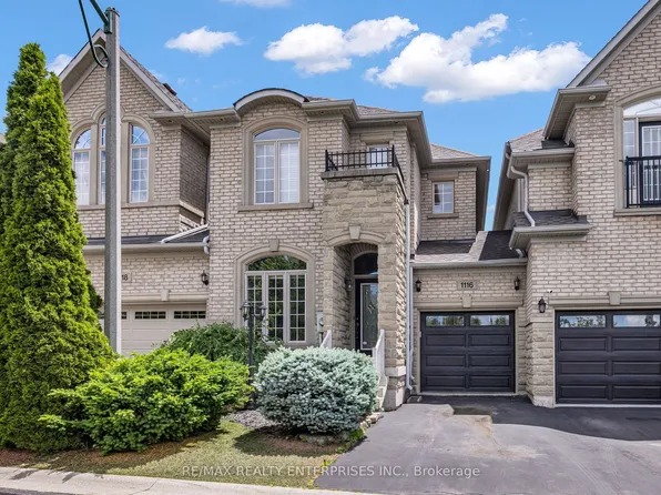 1116 Woodington Ln, Oakville, ON L6H 7T9
