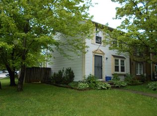 15 Chins Ct, Owings Mills, MD 21117