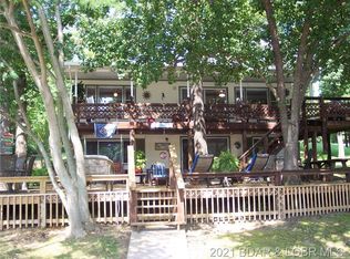 492 Quicksilver Dr, Climax Springs, MO 65324