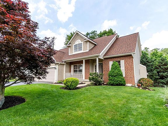 3rd image of 222 Ashley Ct