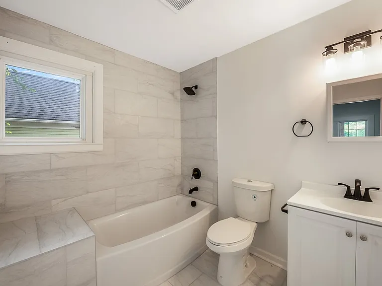 114 N Guthrie Ave — Photo 13