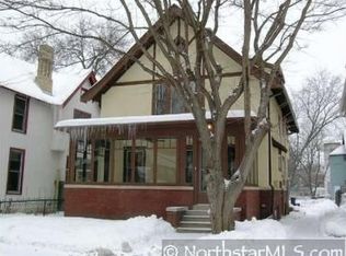 210 33rd St W, Minneapolis, MN 55408