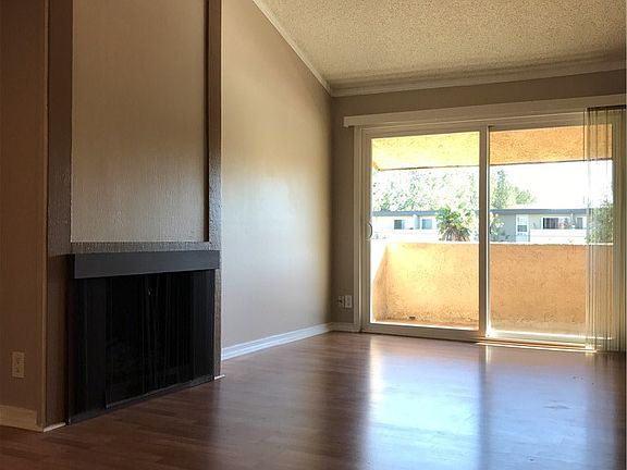 3rd image of 15425 Sherman Way APT 302