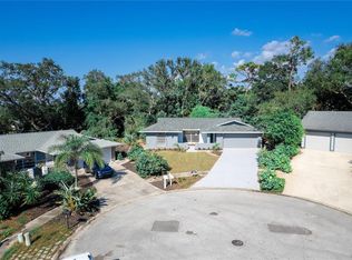 1395 Burnt Oak St, Tarpon Springs, FL 34689