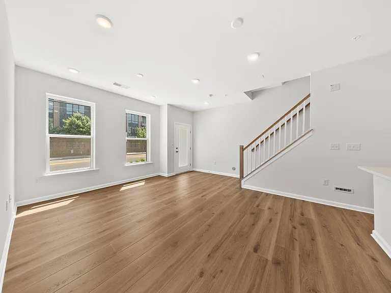 500 Willow St #505 — Photo 9