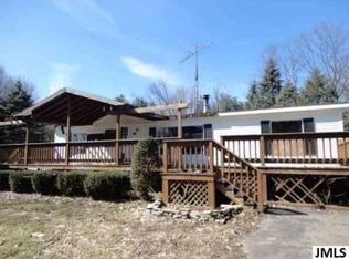 8027 Hilldale Rd, Springport, MI 49284