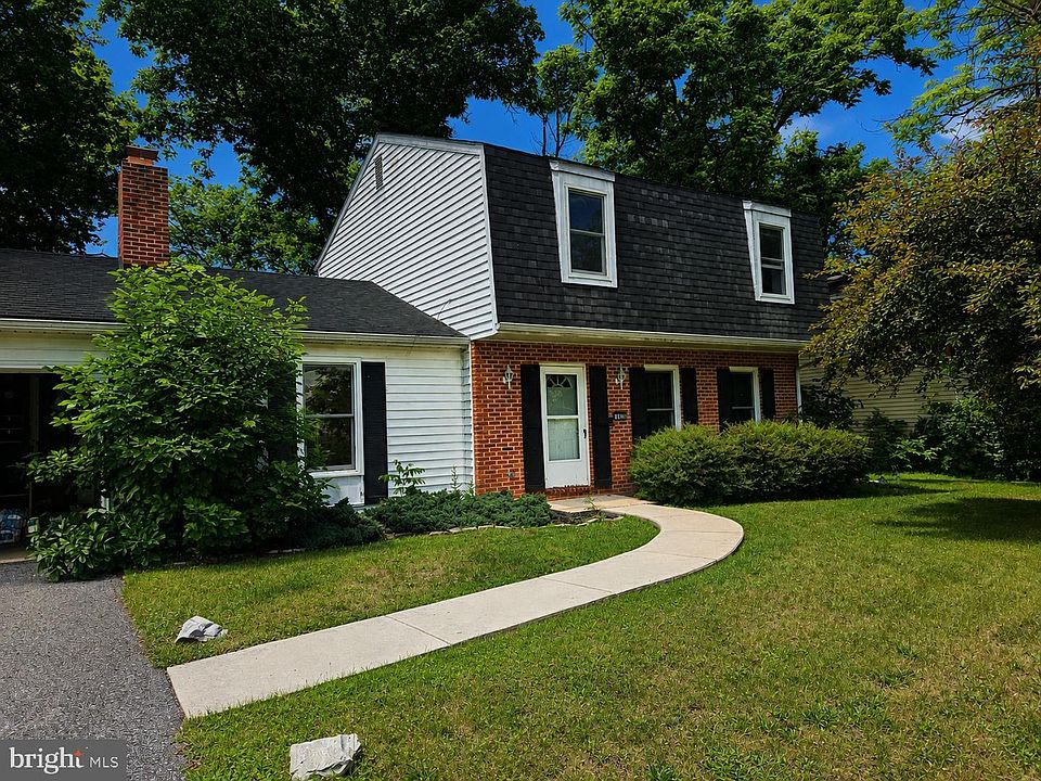 1st image of 1886 Mary Ln
