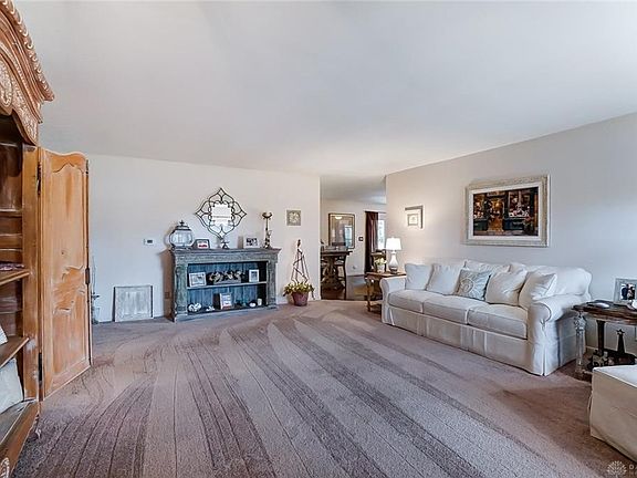 4th image of 6000 Oak Hill Ln
