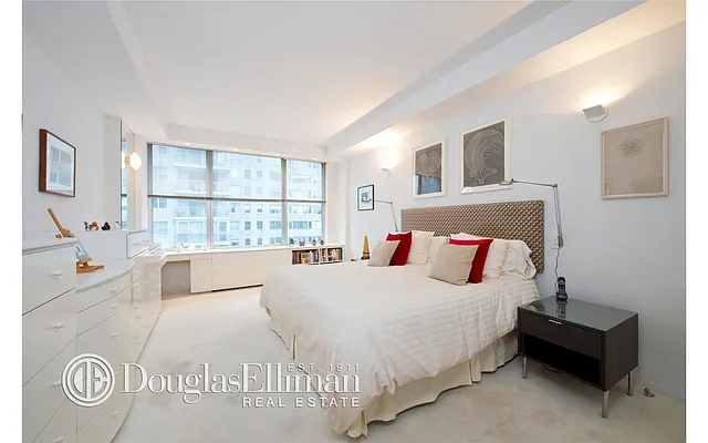 Sold by Douglas Elliman | media 19