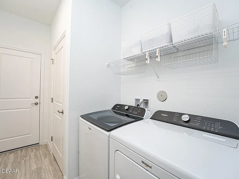 375 Latitude Dr — Photo 18