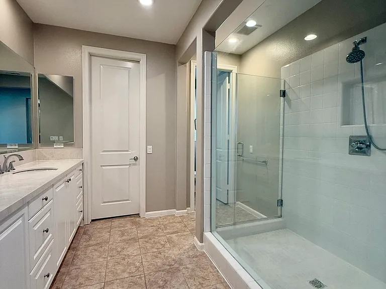 667 E Desert Willow Rd — Photo 54