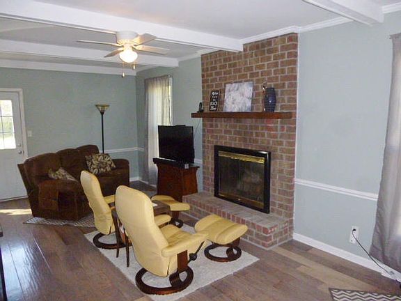 4th image of 106 Forest Glenn Ct Unit 106