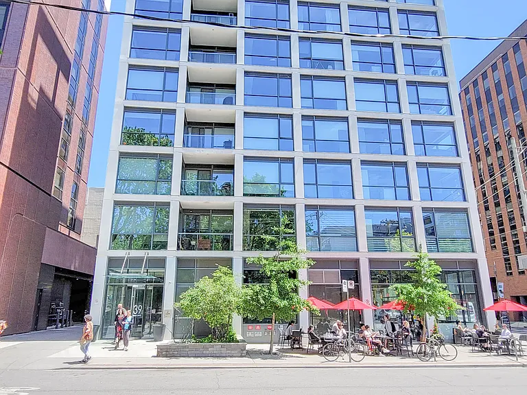 39 Brant St #704 — Photo 16