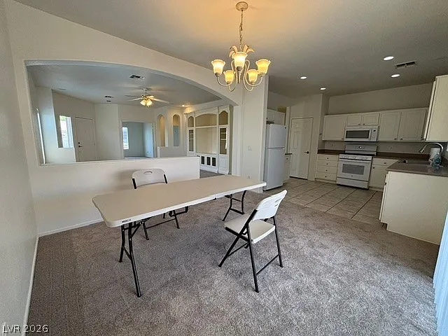 2866 Shimmering Bay St — Photo 8