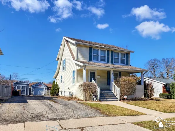 529 Arbor Ave, Monroe, MI 48162