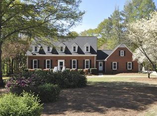 1001 Twin Lakes Rd, Athens, GA 30606